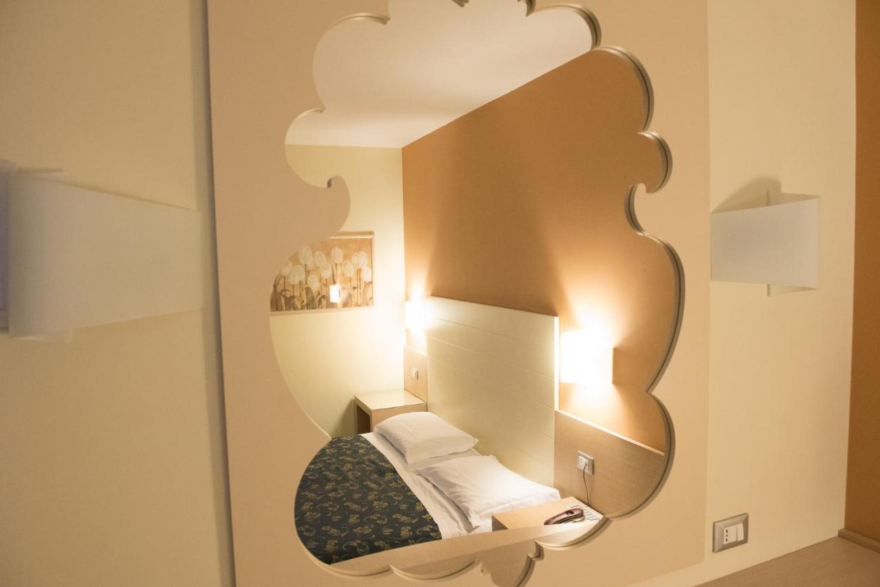 Hotel Duca Degli Abruzzi Montesilvano Marina Kültér fotó